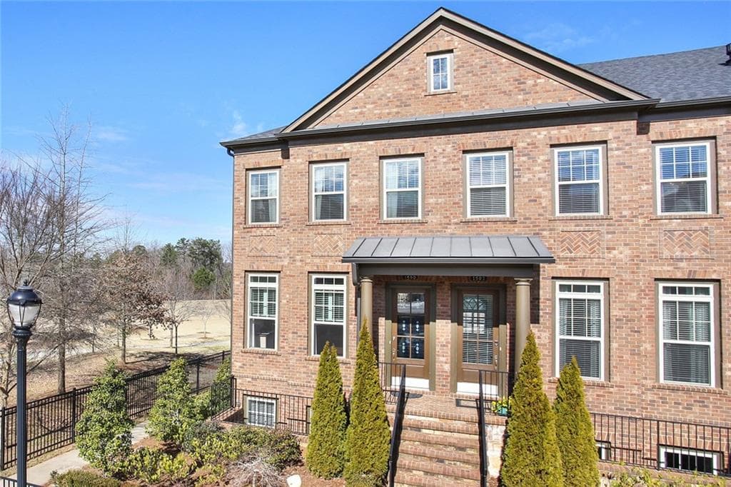 3 bedroom, 4 bathroom, 2,142 sq ft townhouse sold at 1592 Durden Road, Brookhaven, GA 30319