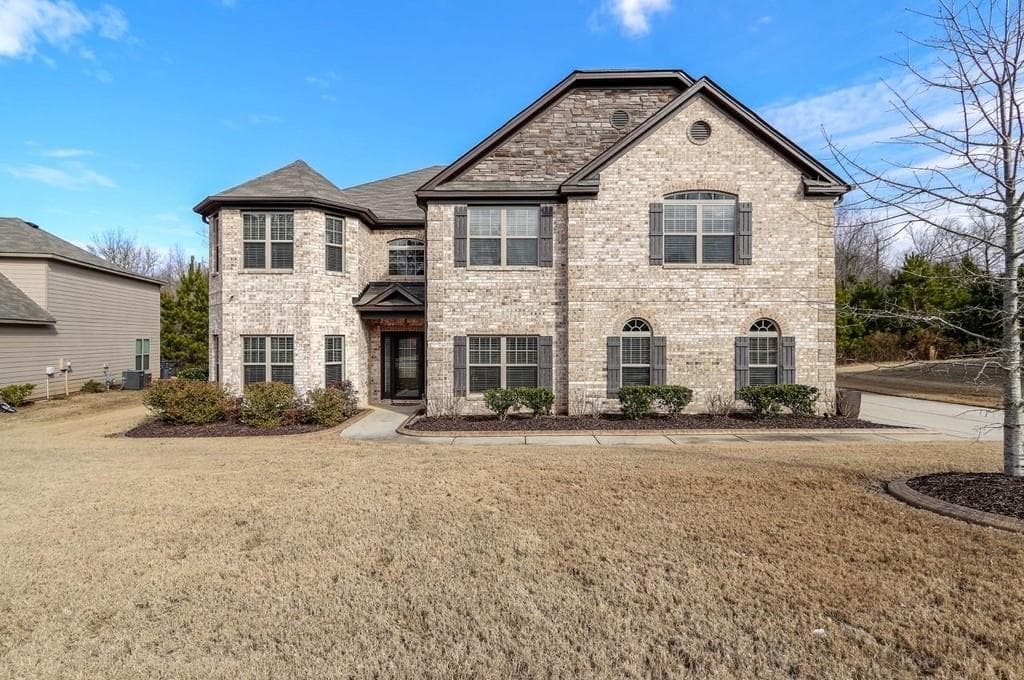 563 LONGVIEW Lane, Atlanta, GA 30349 — most recent listing photo