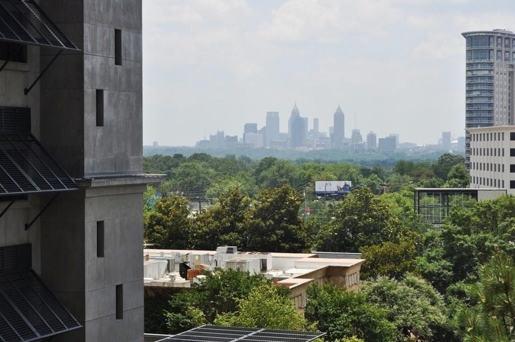 3040 Peachtree Road 504, Atlanta, GA 30305 — most recent listing photo