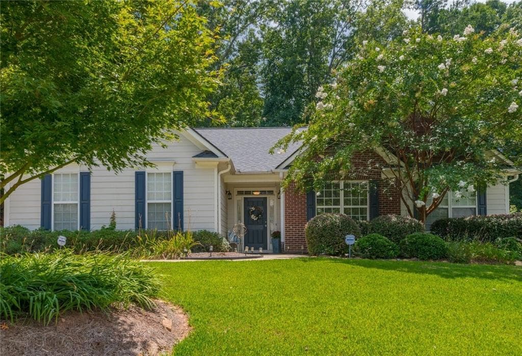 3 bedroom, 3 bathroom, 1,911 sq ft single family residence sold at 4990 LUKE Drive, Cumming, GA 30040