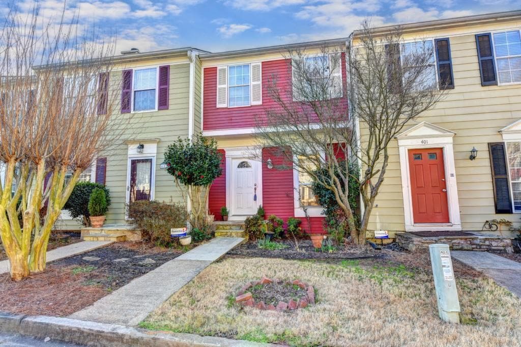 402 Wedgewood Way, Sandy Springs, GA 30350 — most recent listing photo