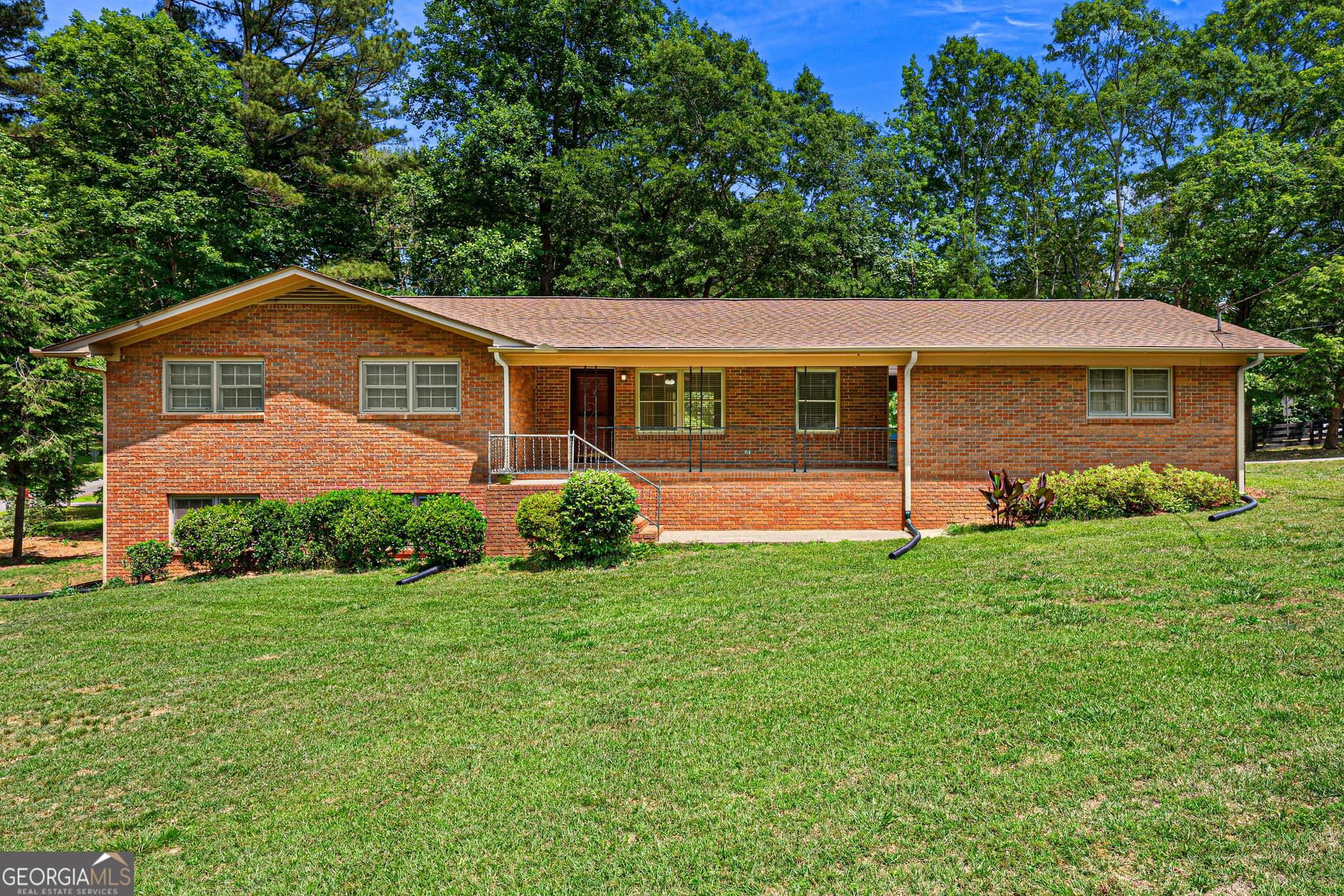 4 bedroom, 3 bathroom, 2,175 sq ft single family residence sold at 380 Pine Valley Drive, Royston, GA 30662