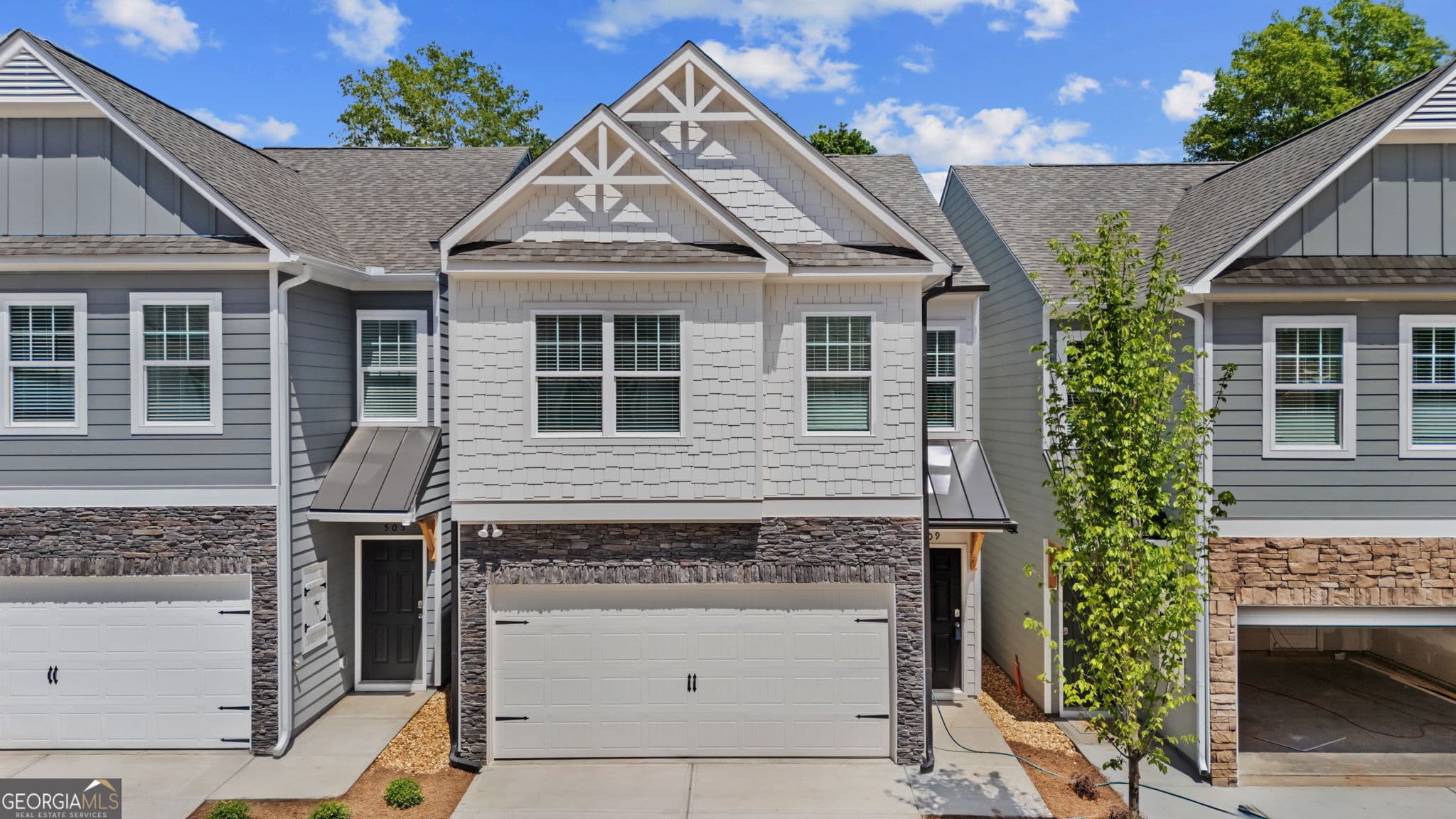 3 bedroom, 2.5 bathroom single family residence sold at 512 Hayes Lane, Canton, GA 30115