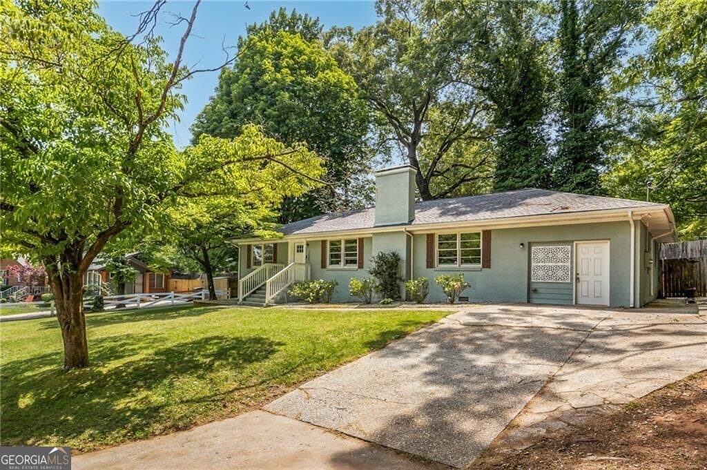 3 bedroom, 3 bathroom, 1,943 sq ft single family residence sold at 1661 Brewer Boulevard, Atlanta, GA 30310
