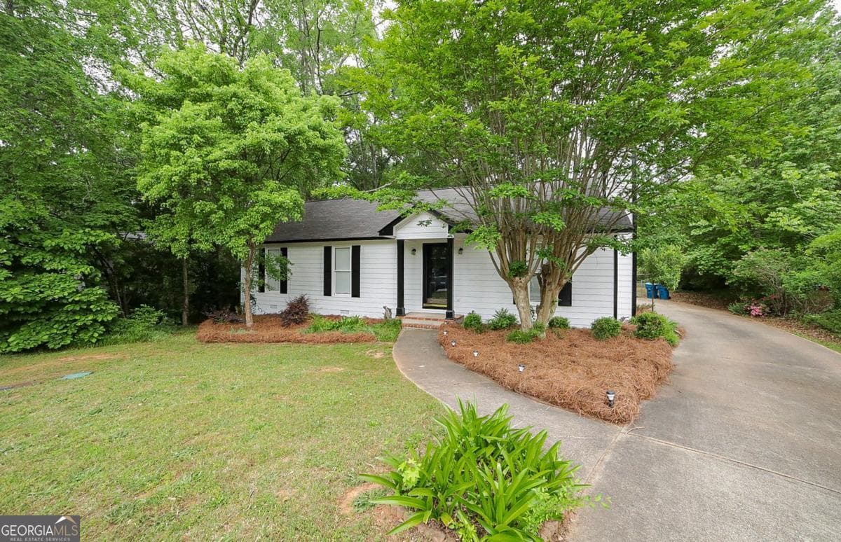 3 bedroom, 2 bathroom, 1,296 sq ft single family residence sold at 122 Winthrop Way, Athens, GA 30605