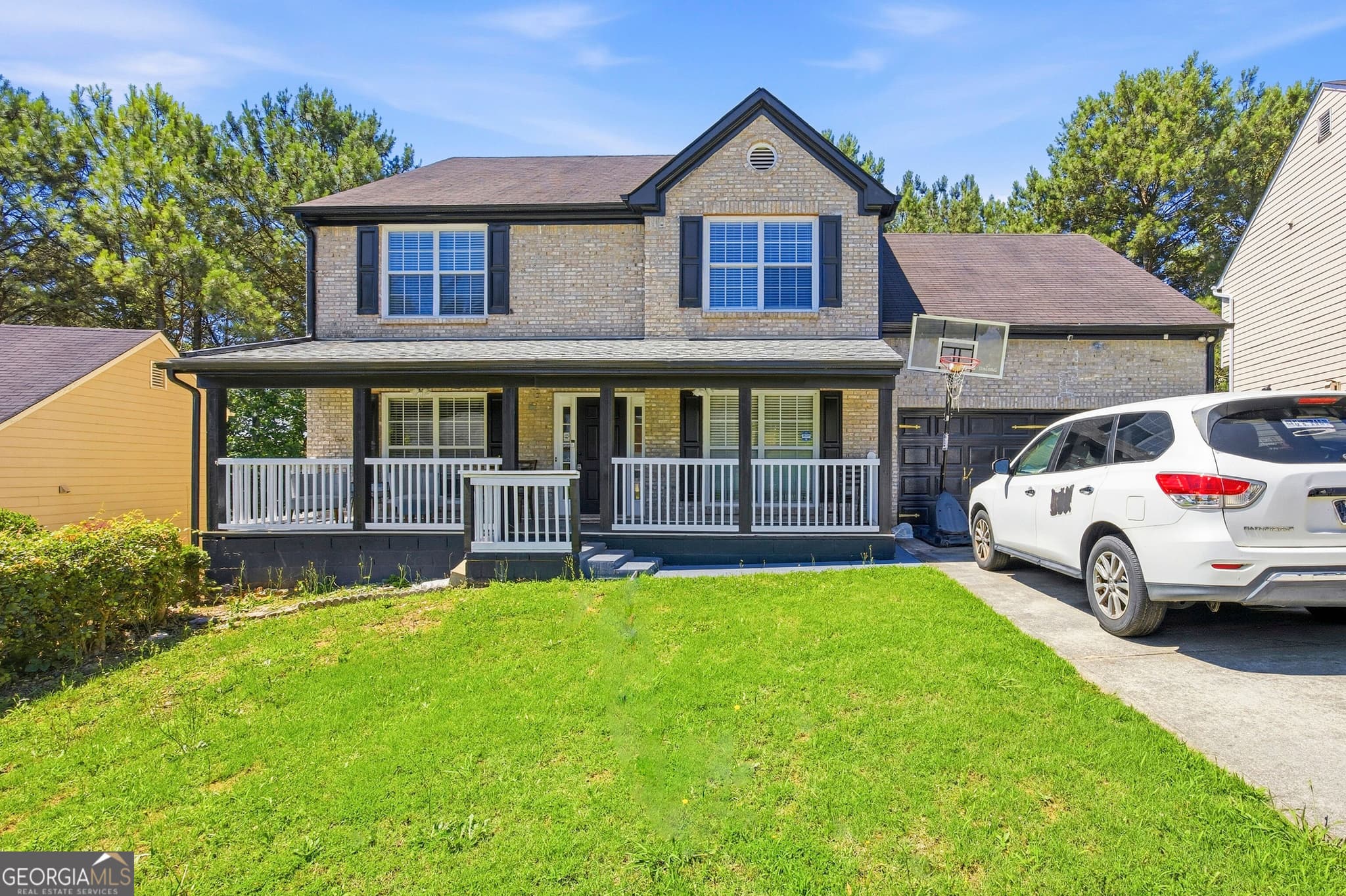 4 bedroom, 3.5 bathroom, 3,024 sq ft single family residence for sale at 595 Castlebrooke Drive, Lawrenceville, GA 30045
