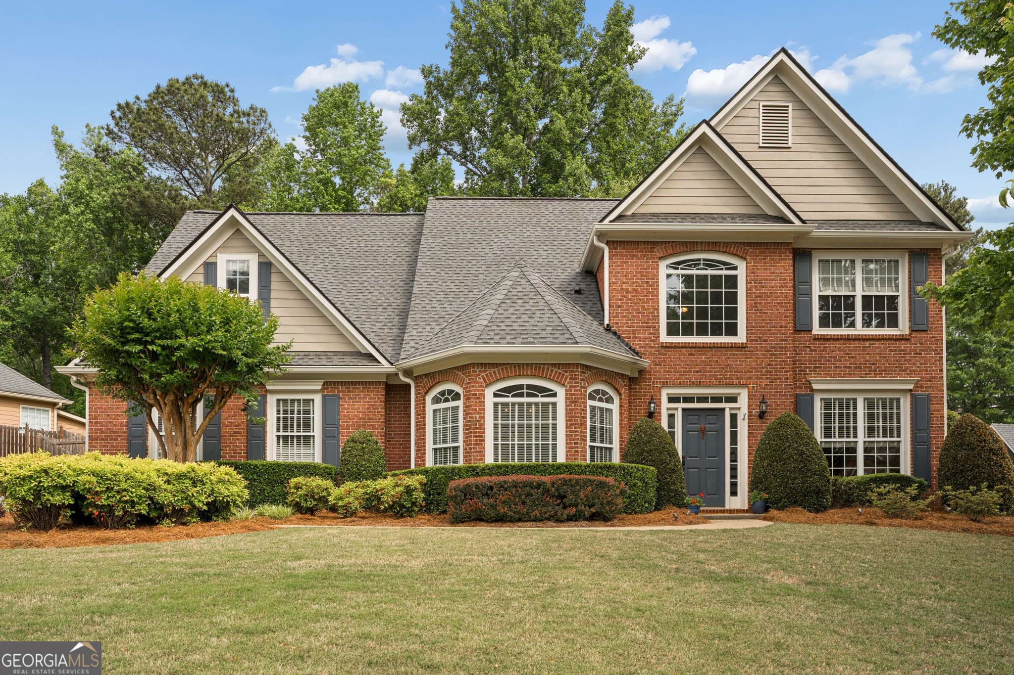 4 bedroom, 2.5 bathroom, 2,815 sq ft single family residence sold at 3899 Lake Ruby Lane, Suwanee, GA 30024