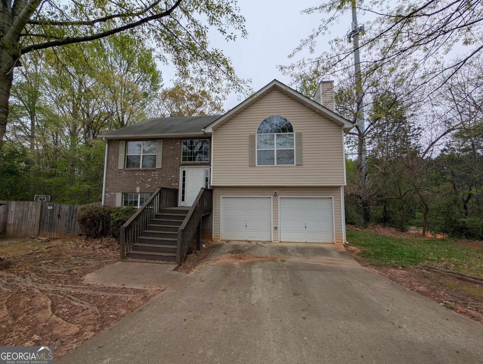 3 bedroom, 2 bathroom, 1,550 sq ft single family residence sold at 3413 Creekview Drive, Rex, GA 30273