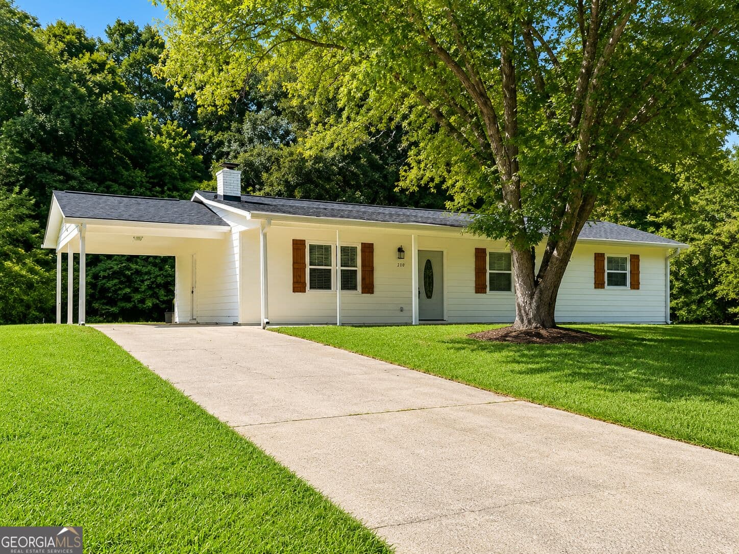 3 bedroom, 2 bathroom, 1,152 sq ft single family residence for sale at 210 Pine Valley Drive, Powder Springs, GA 30127