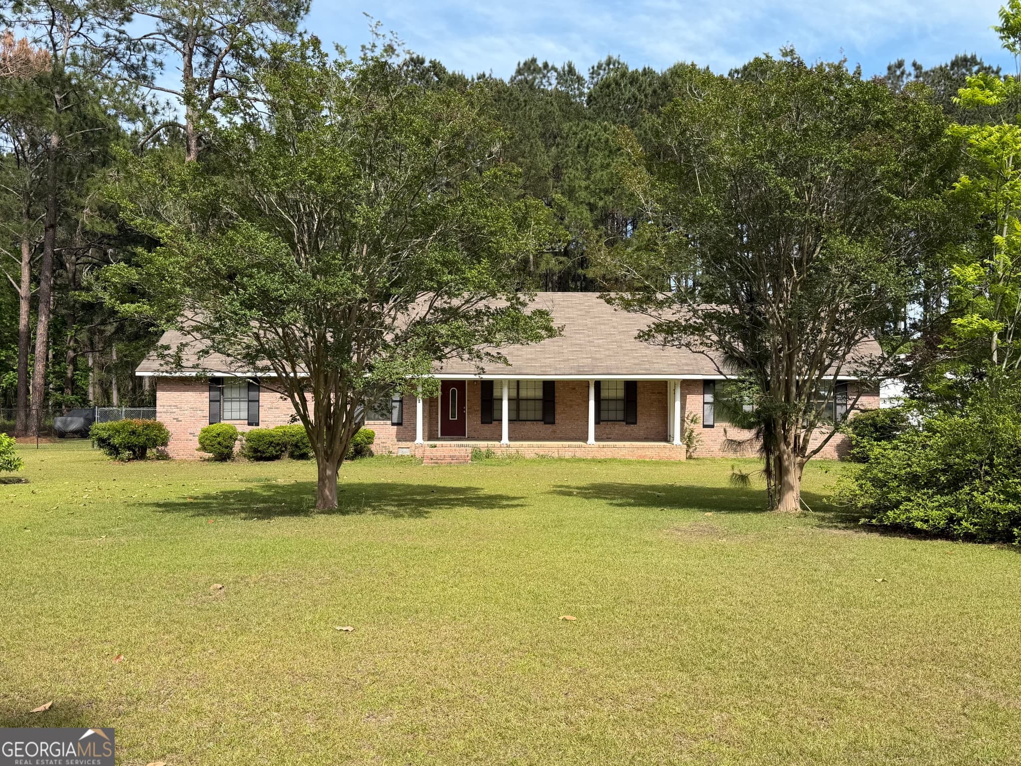 3 bedroom, 2.5 bathroom, 2,476 sq ft single family residence sold at 1601 Rutland Road, Tifton, GA 31793