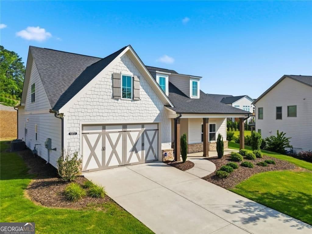 4 bedroom, 3 bathroom, 2,881 sq ft single family residence for sale at 4850 Ramblewood Drive, Cumming, GA 30028