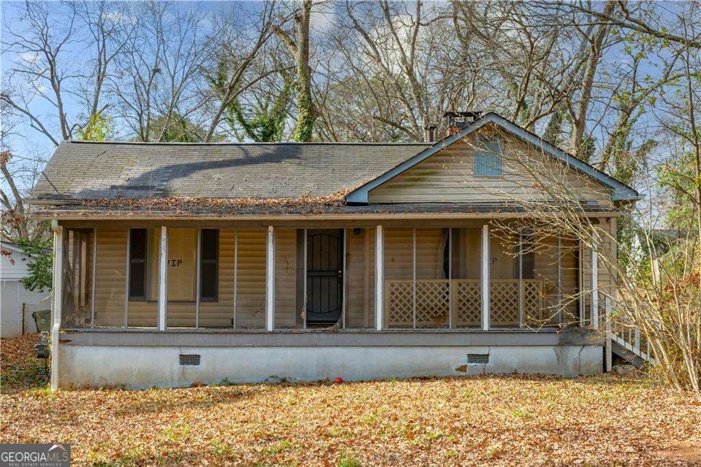 2 bedroom, 1 bathroom, 1,348 sq ft single family residence for sale at 2965 Pearl Street, East Point, GA 30344