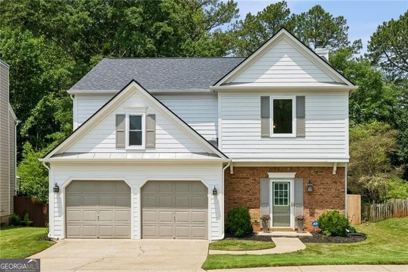 3 bedroom, 2.5 bathroom, 2,332 sq ft single family residence sold at 5030 Foxberry Lane, Roswell, GA 30075