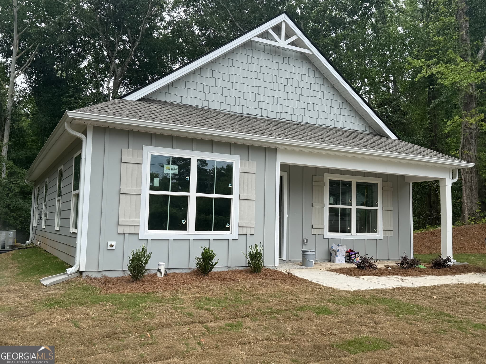 3 bedroom, 2 bathroom, 1,146 sq ft single family residence sold at 720 Glenn Robertson Street, Lagrange, GA 30241