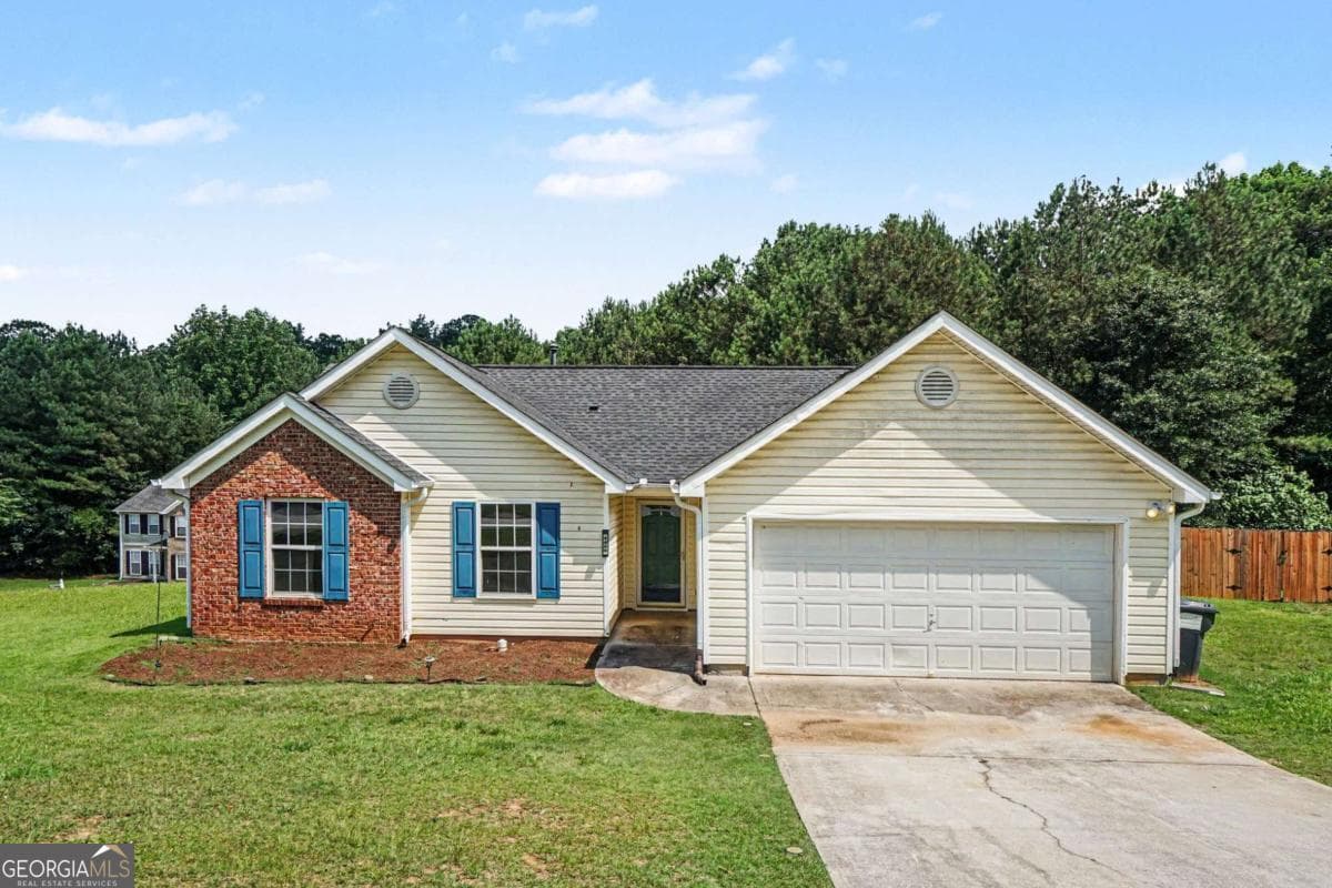 3 bedroom, 2 bathroom, 1,479 sq ft single family residence sold at 4408 Raptor Court, Snellville, GA 30039