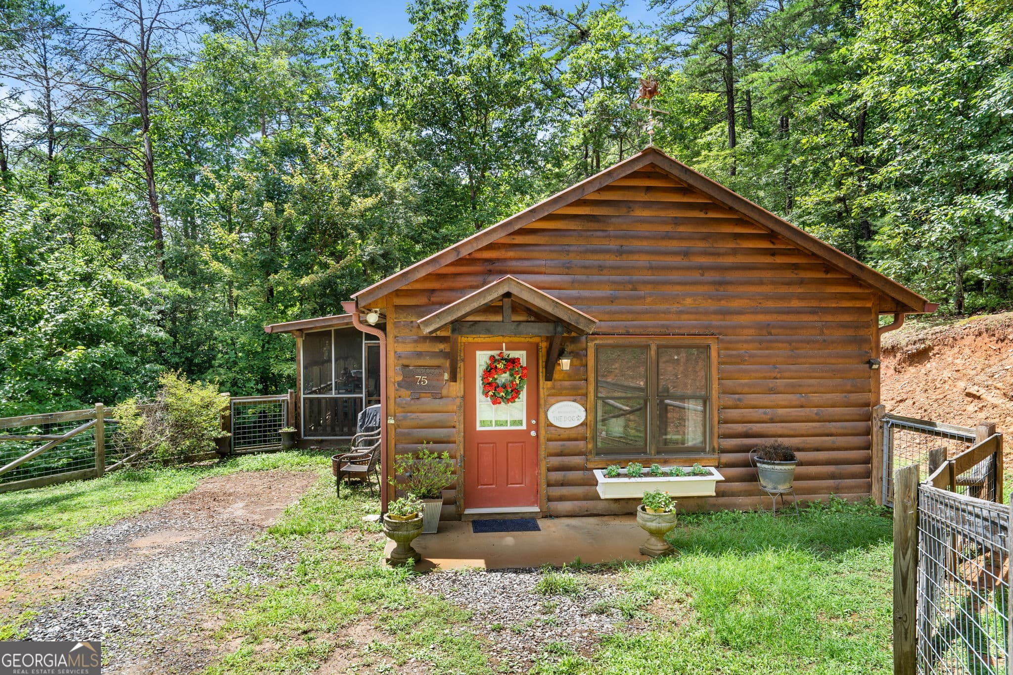 1 bedroom, 1 bathroom cabin,single family residence for sale at 75 Woodridge Trail, Murphy, NC 28906