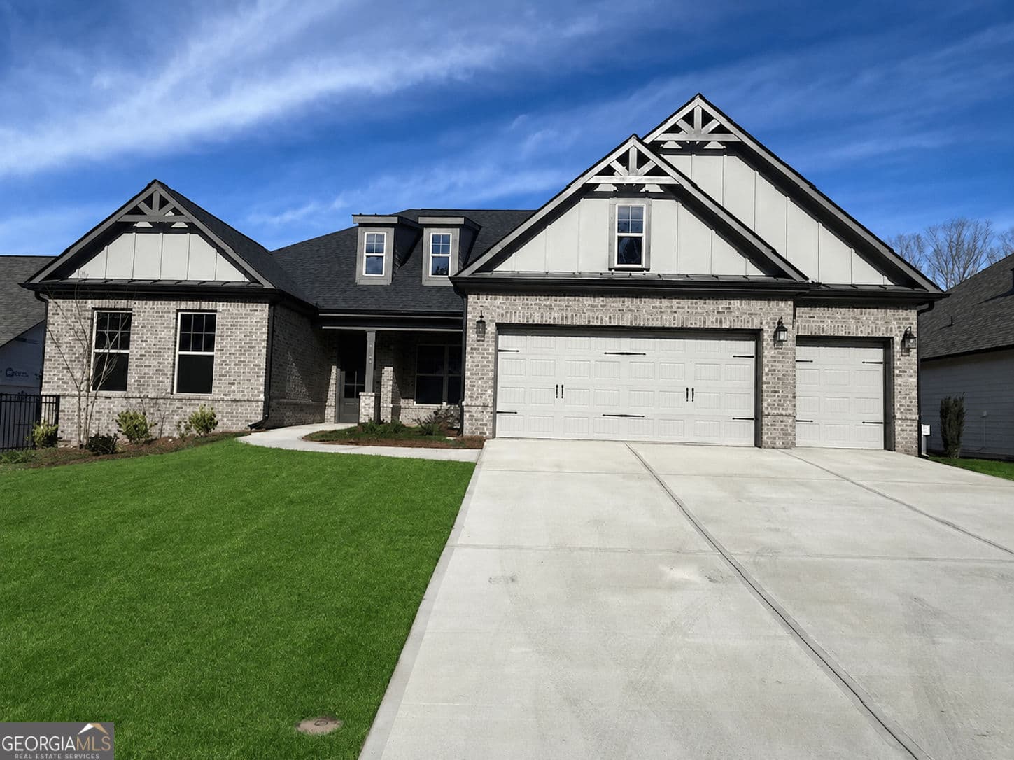3 bedroom, 2.5 bathroom, 2,905 sq ft single family residence sold at 604 Highgrove Circle, Canton, GA 30115