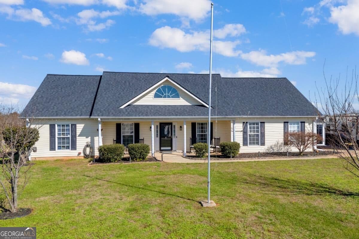 4 bedroom, 2 bathroom, 1,712 sq ft single family residence for sale at 369 Kay Drive, Winder, GA 30680