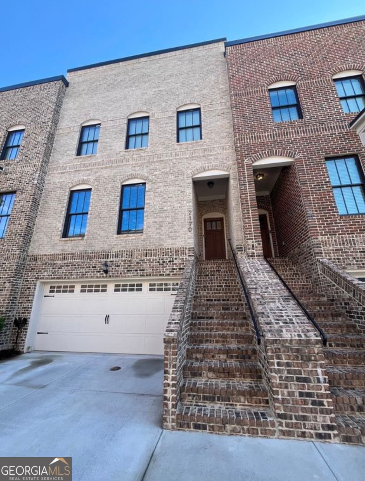 4 bedroom, 3.5 bathroom, 2,600 sq ft townhouse for sale at 2170 Rail Yard Avenue, Grayson, GA 30017