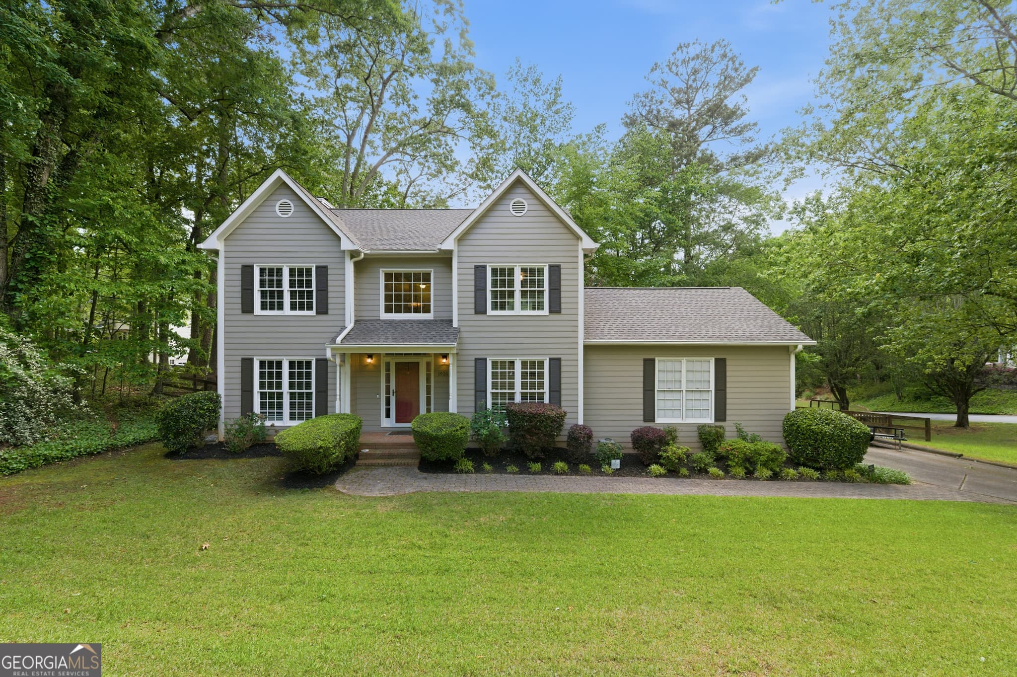 4 bedroom, 2.5 bathroom, 2,204 sq ft single family residence sold at 1925 Crescent Ridge, Cumming, GA 30041