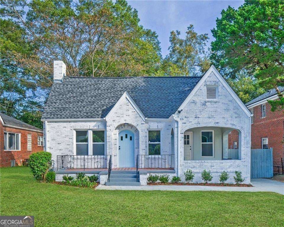 3 bedroom, 2.5 bathroom, 2,054 sq ft single family residence sold at 1373 M L King Jr Drive, Atlanta, GA 30314
