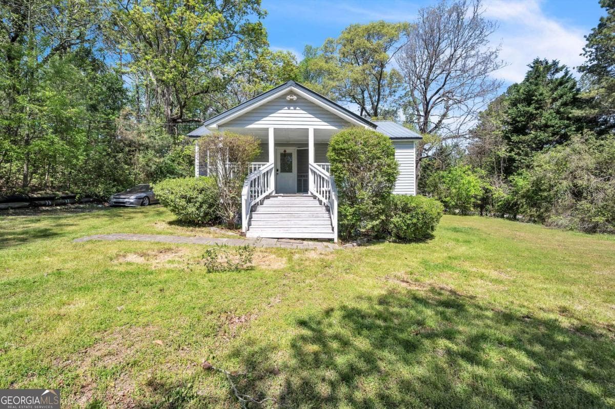 3 bedroom, 1 bathroom, 1,080 sq ft single family residence sold at 3251 Auburn Avenue, Dacula, GA 30019