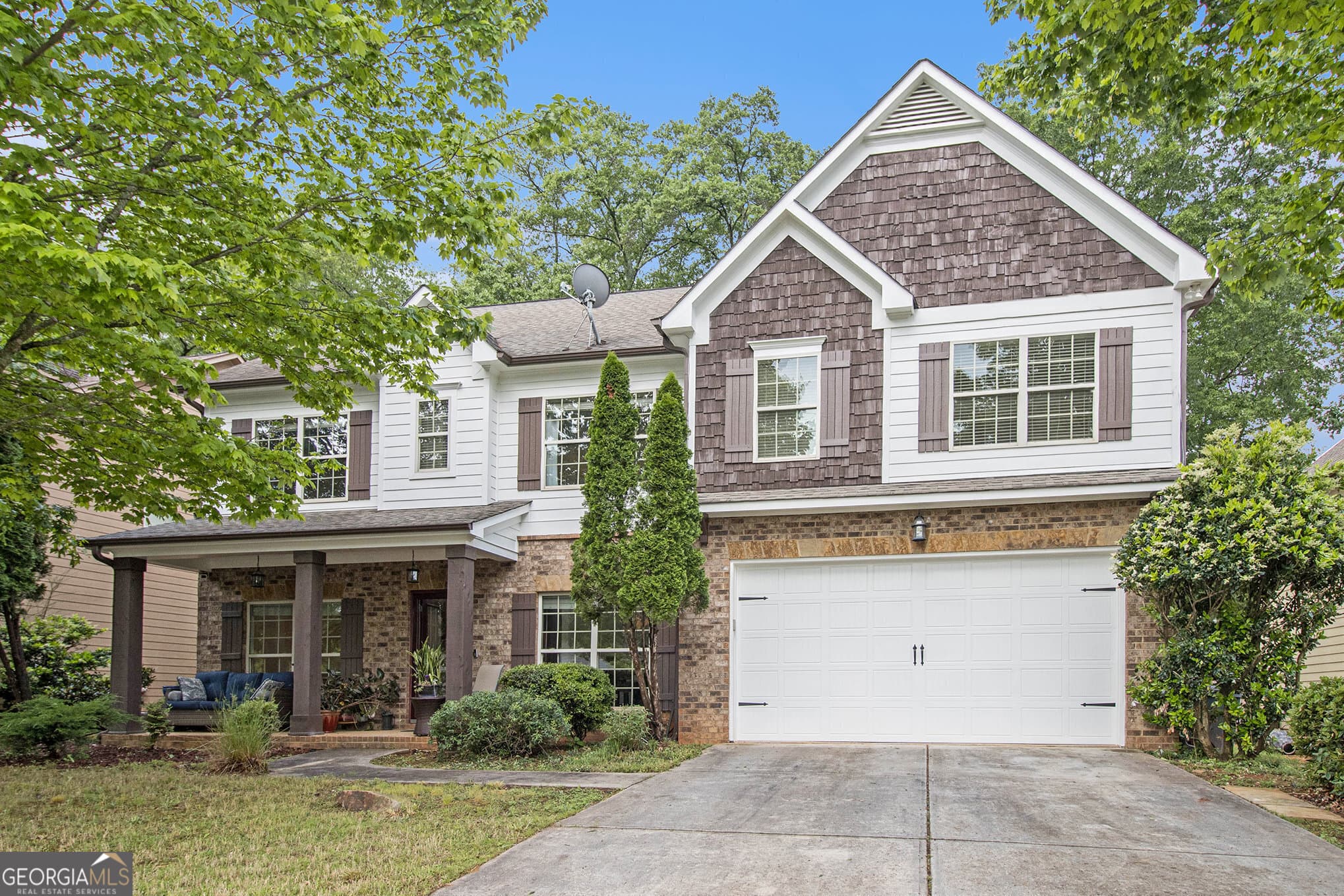 5 bedroom, 3 bathroom, 3,162 sq ft single family residence sold at 218 3rd Avenue, Avondale Estates, GA 30002