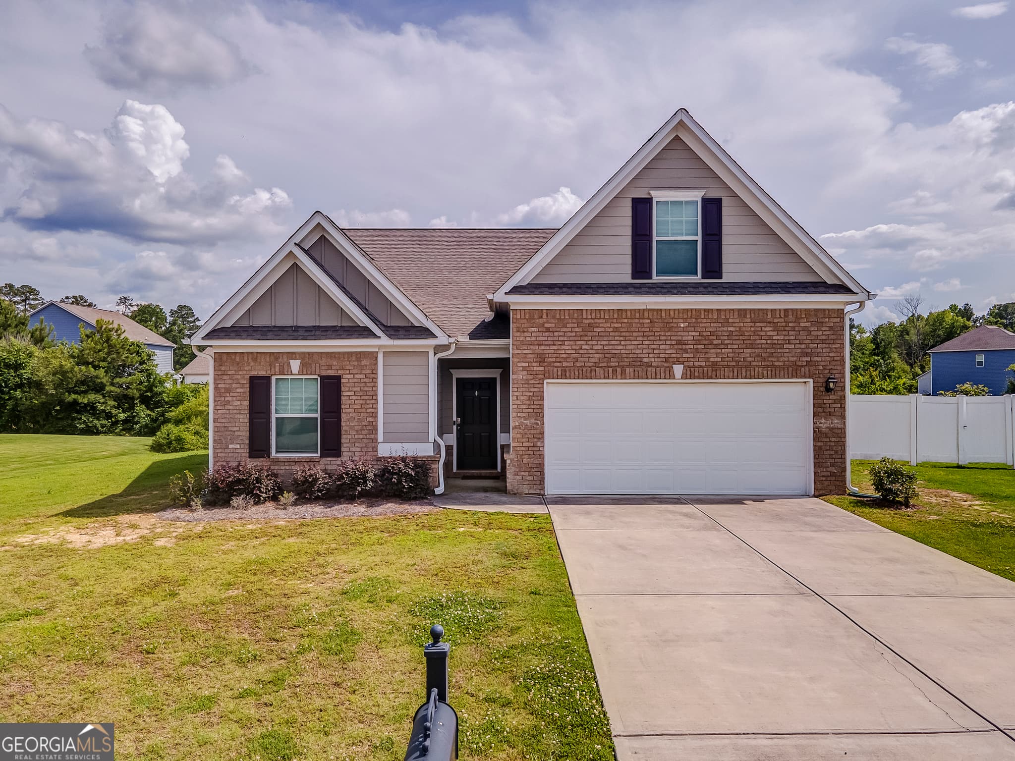 4 bedroom, 3 bathroom, 1,765 sq ft single family residence sold at 10 Sleepy Oaks Trail, Rome, GA 30165