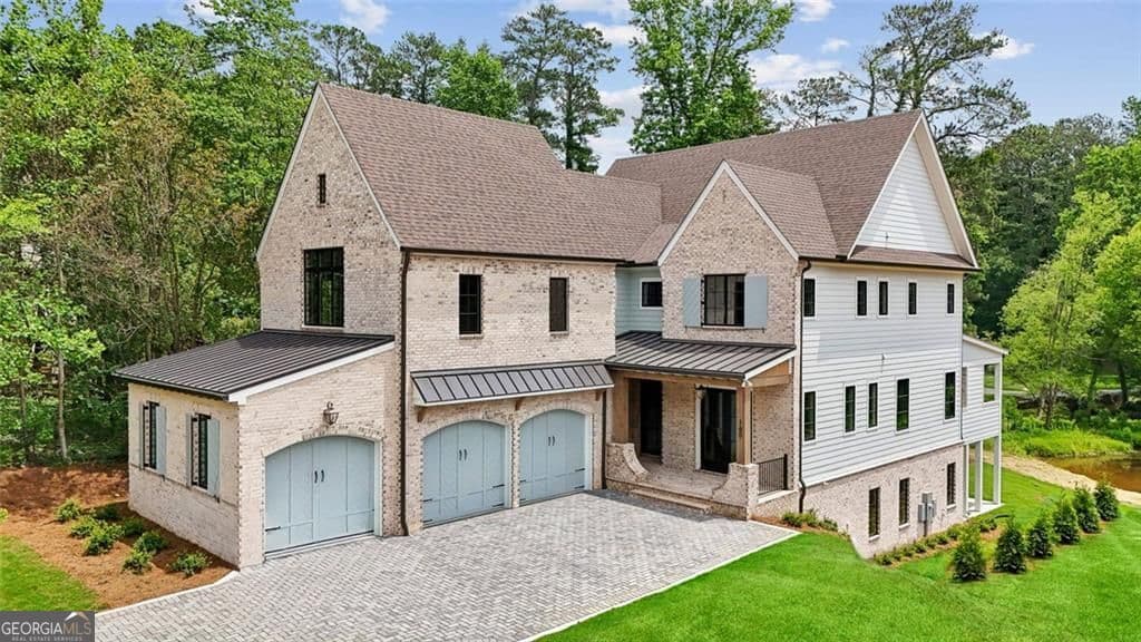 5 bedroom, 5.5 bathroom, 4,290 sq ft single family residence for sale at 160 Lake Estates Drive, Roswell, GA 30075
