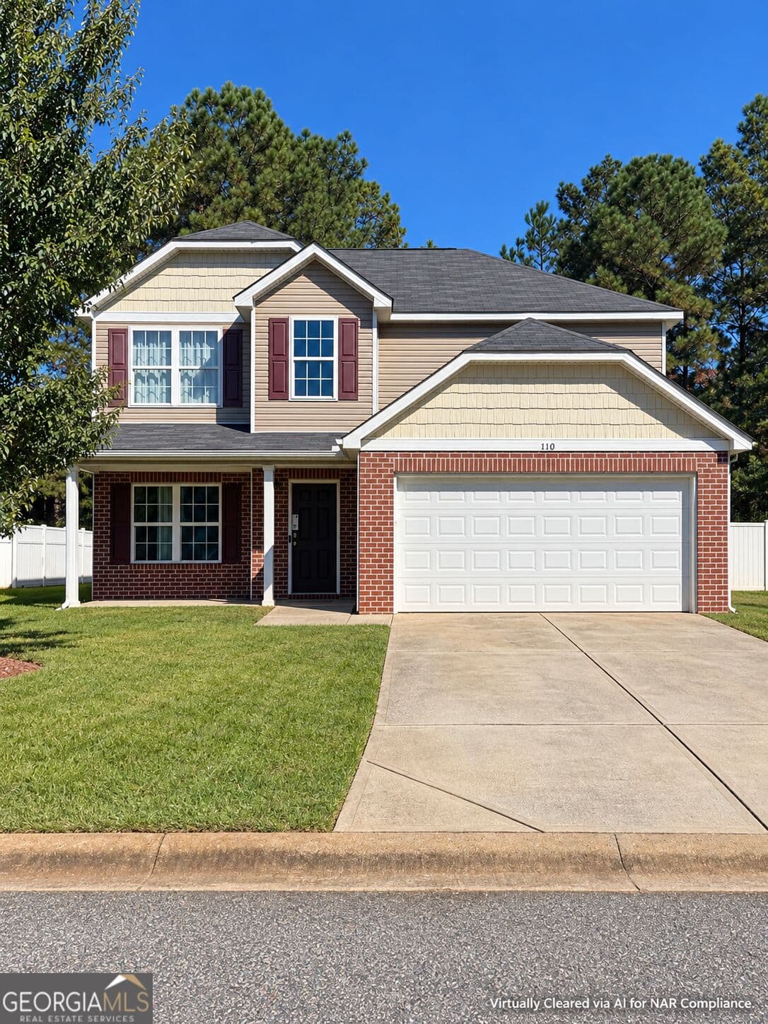 4 bedroom, 3 bathroom, 2,495 sq ft single family residence for sale at 110 Arbor Creek, Warner Robins, GA 31093