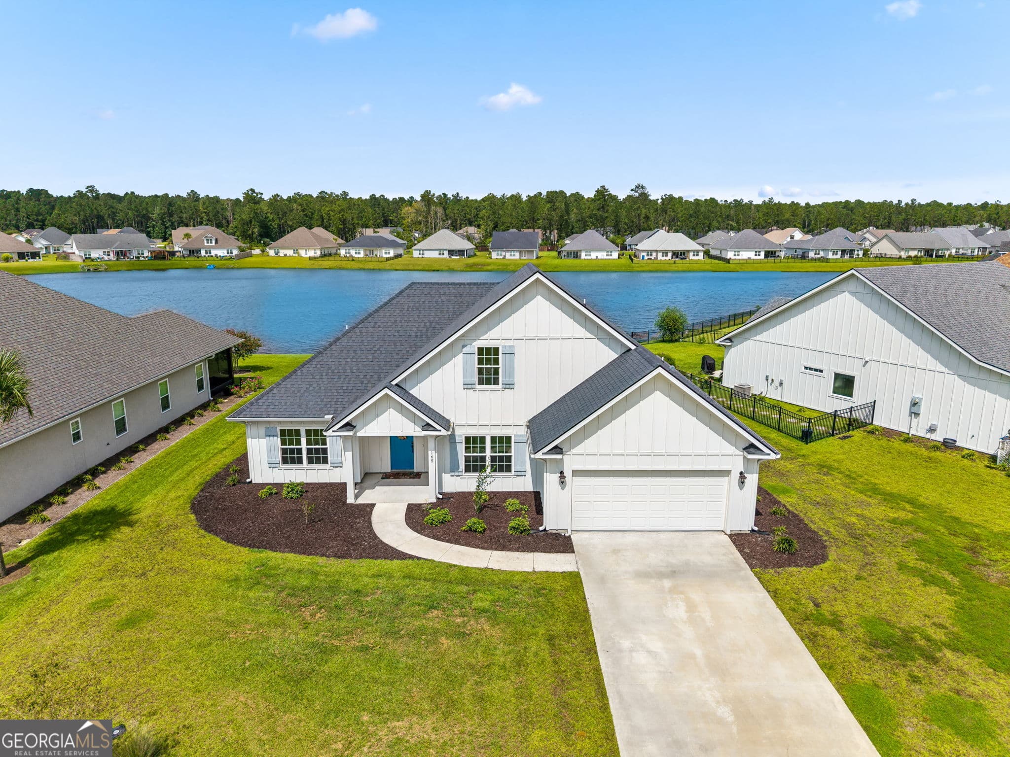 5 bedroom, 3 bathroom, 2,165 sq ft single family residence for sale at 165 Allie Loop, Brunswick, GA 31525