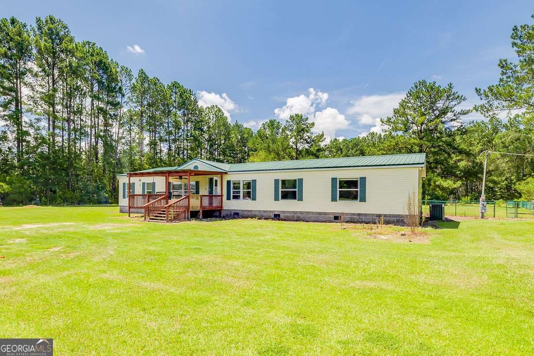 4 bedroom, 2 bathroom, 2,387 sq ft manufactured home,single family residence under contract at 763 Bell Road, Brooklet, GA 30415
