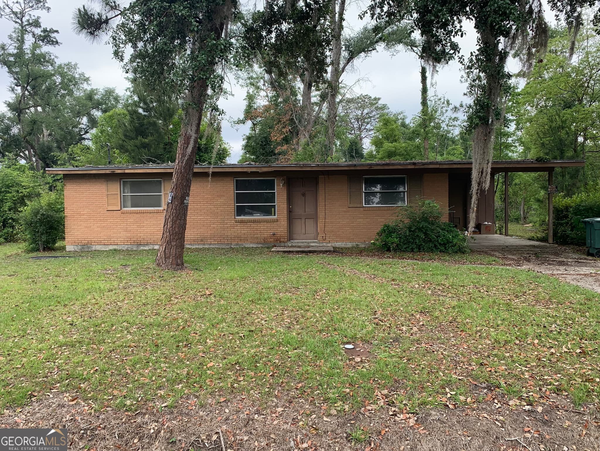 3 bedroom, 2 bathroom, 1,003 sq ft single family residence sold at 2308 Frederick Place, Valdosta, GA 31602