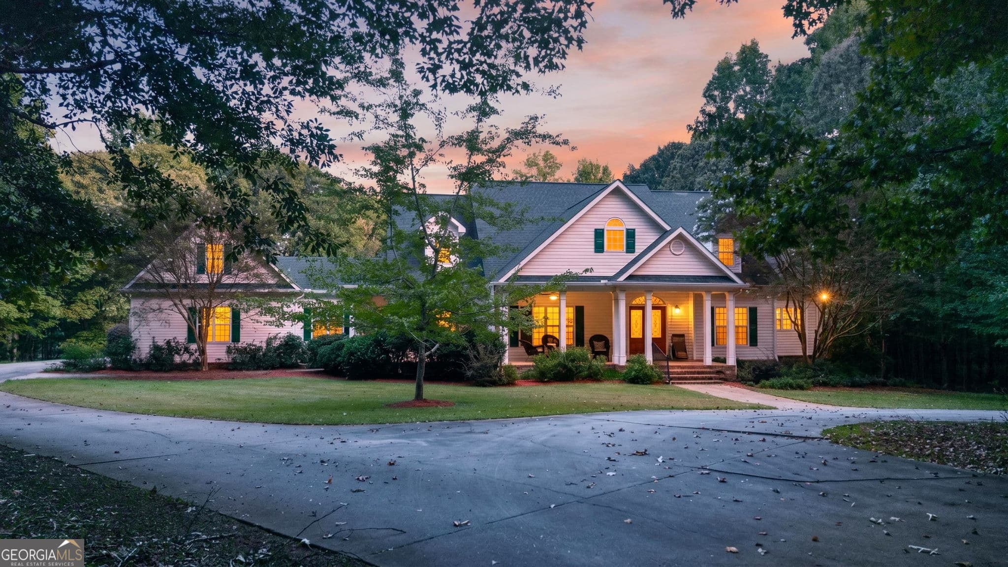 6 bedroom, 4.5 bathroom, 6,844 sq ft single family residence for sale at 738 Old Greenville Road, Fayetteville, GA 30215