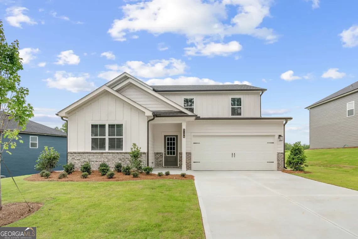 5 bedroom, 3 bathroom, 2,774 sq ft single family residence sold at 4129 Thronbud Road, South Fulton, GA 30349