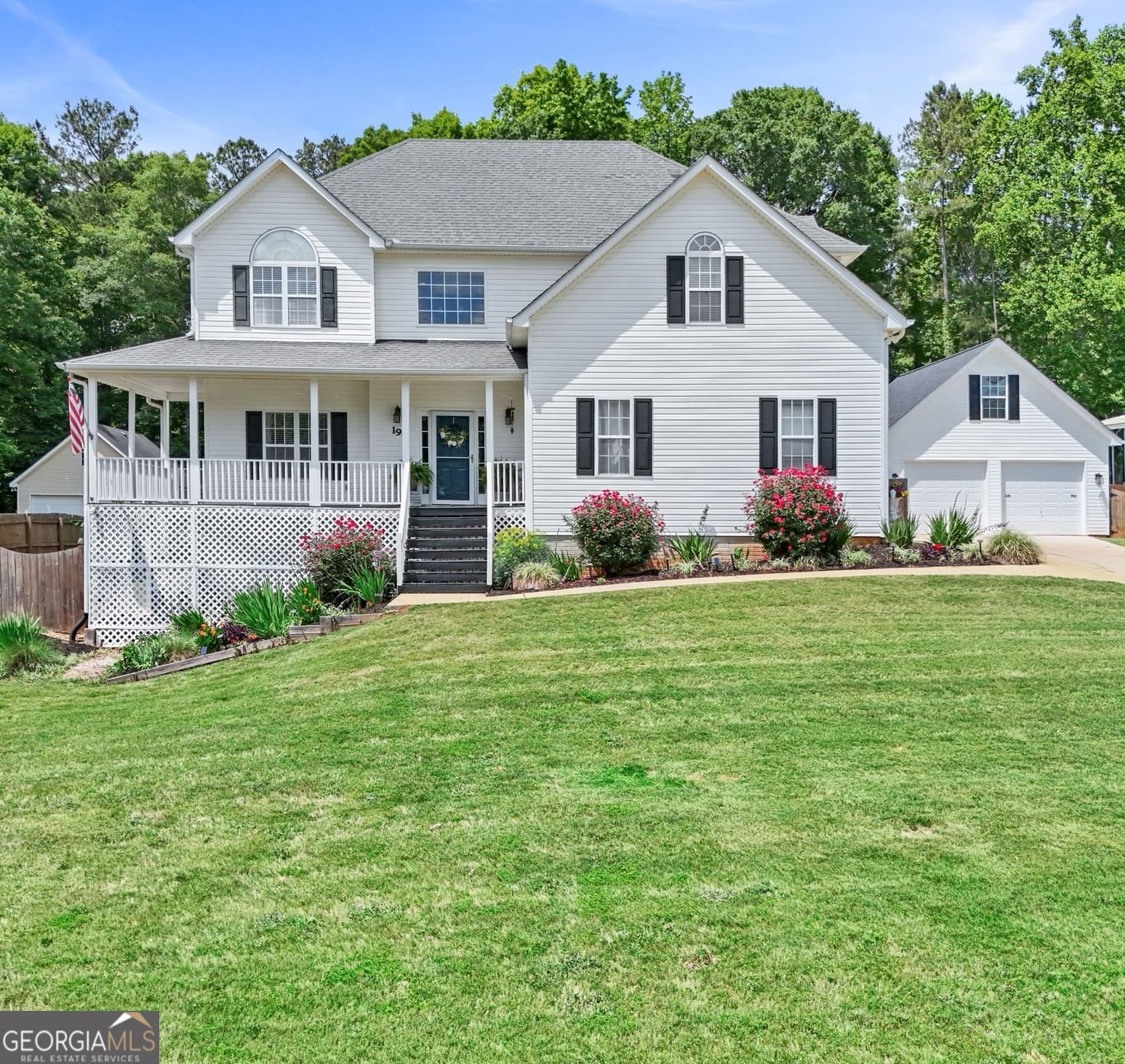 4 bedroom, 3 bathroom, 2,352 sq ft single family residence sold at 190 Chesterfield Drive, Newnan, GA 30265