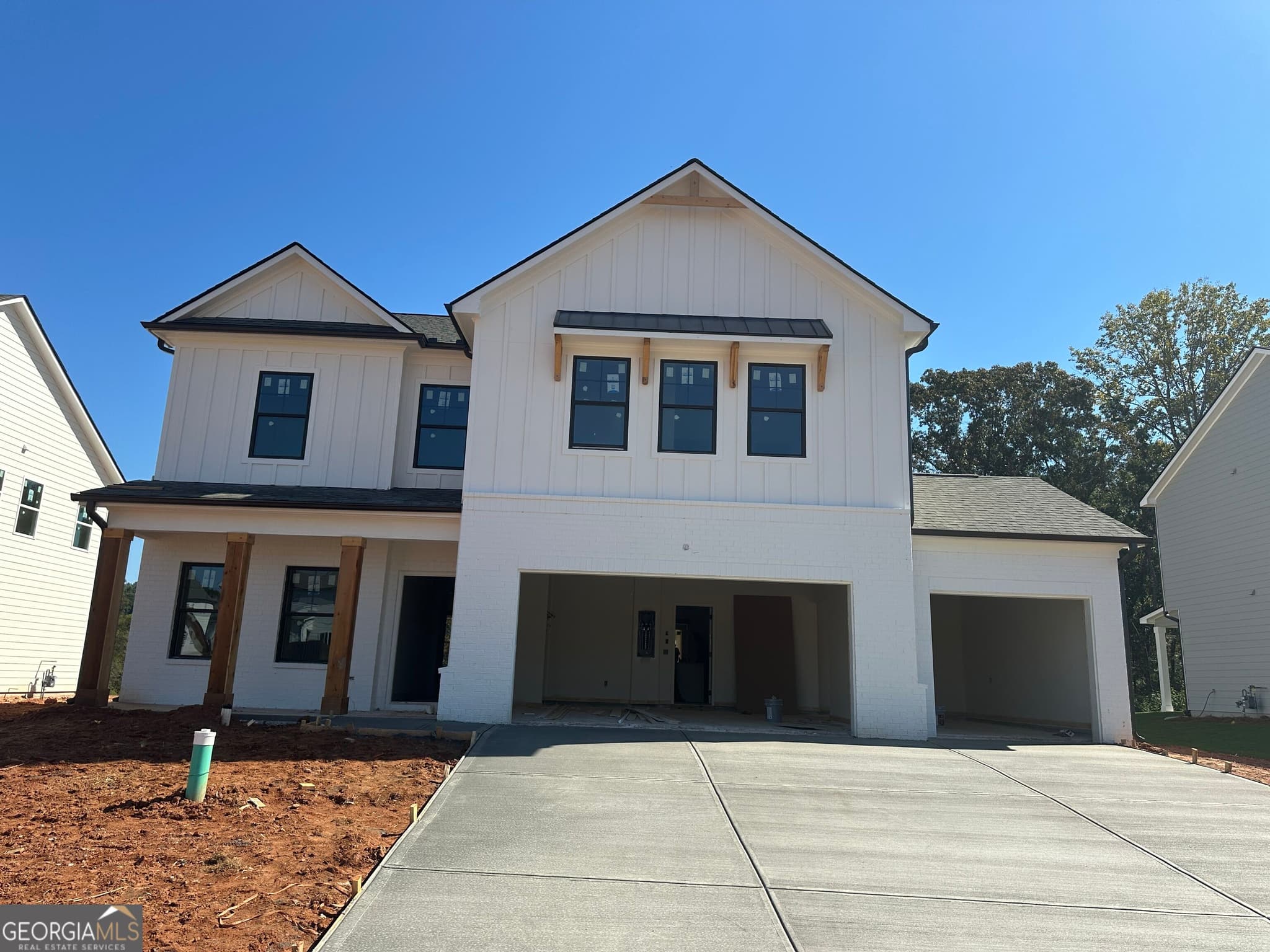 5 bedroom, 4 bathroom, 2,535 sq ft single family residence for sale at 658 Winding Rose Drive, Hoschton, GA 30548