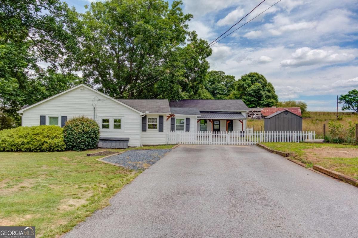 5 bedroom, 3 bathroom, 2,314 sq ft single family residence sold at 2851 Harbins Road, Bethlehem, GA 30620