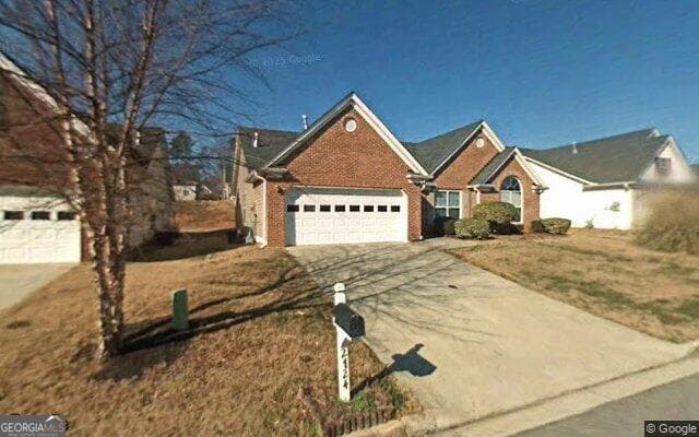 3 bedroom, 2 bathroom, 1,832 sq ft single family residence sold at 2724 Hillvale Cove Drive, Lithonia, GA 30058