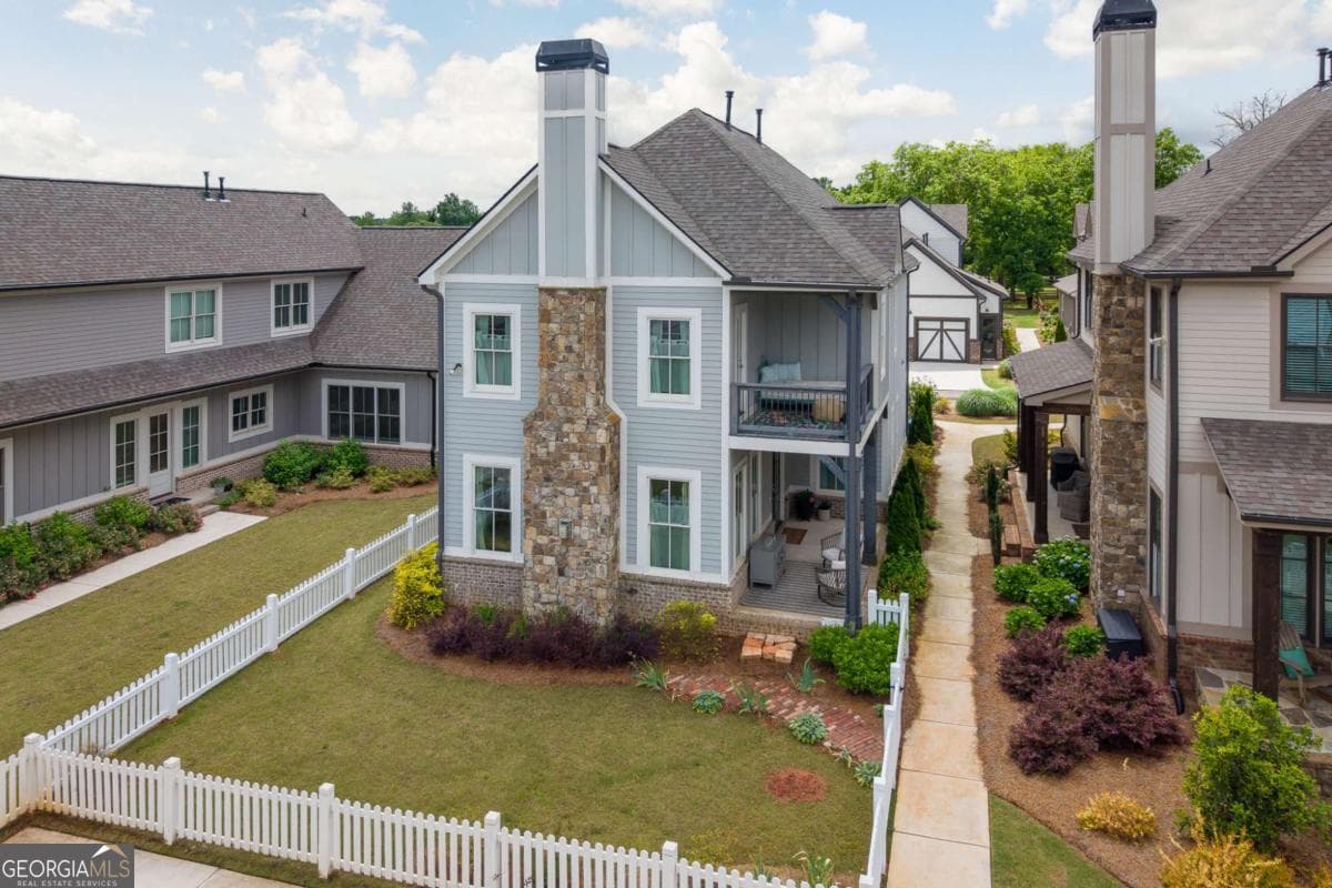 4 bedroom, 3.5 bathroom, 2,588 sq ft single family residence for sale at 1140 Silo Bend, Watkinsville, GA 30677