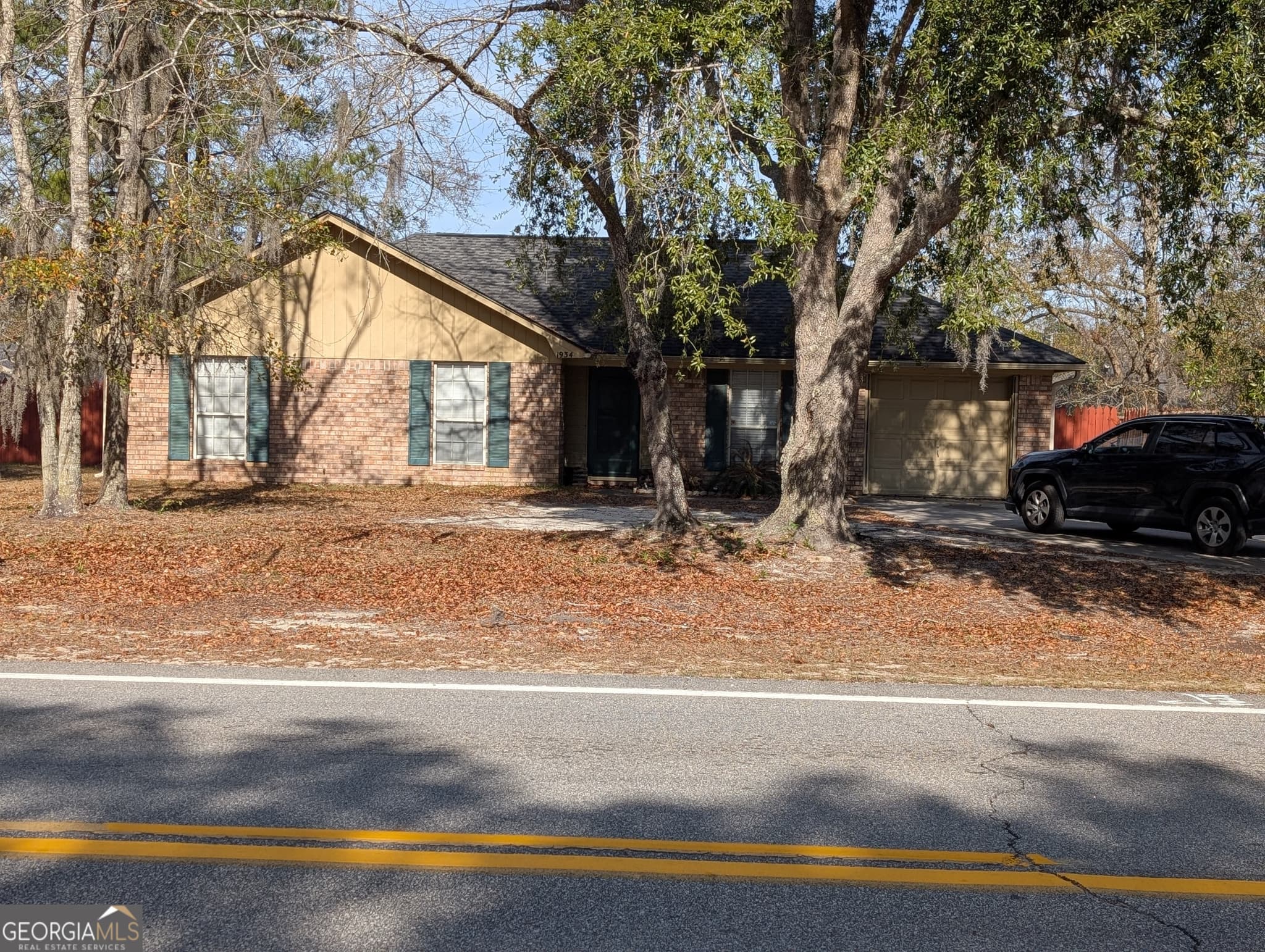 3 bedroom, 2 bathroom, 1,355 sq ft single family residence sold at 1934 Talmadge Road, Allenhurst, GA 31301