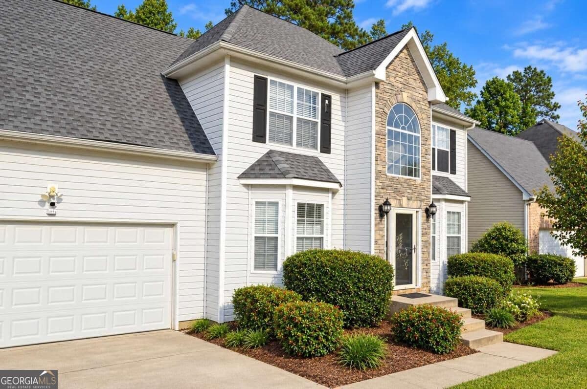 6 bedroom, 3.5 bathroom, 3,700 sq ft single family residence for rent at 1580 Callaway Loop, Conyers, GA 30012 for $1,150 a month