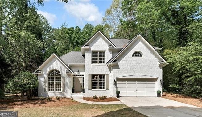 3 bedroom, 2.5 bathroom, 3,048 sq ft single family residence sold at 1725 Redbud Way, Cumming, GA 30041