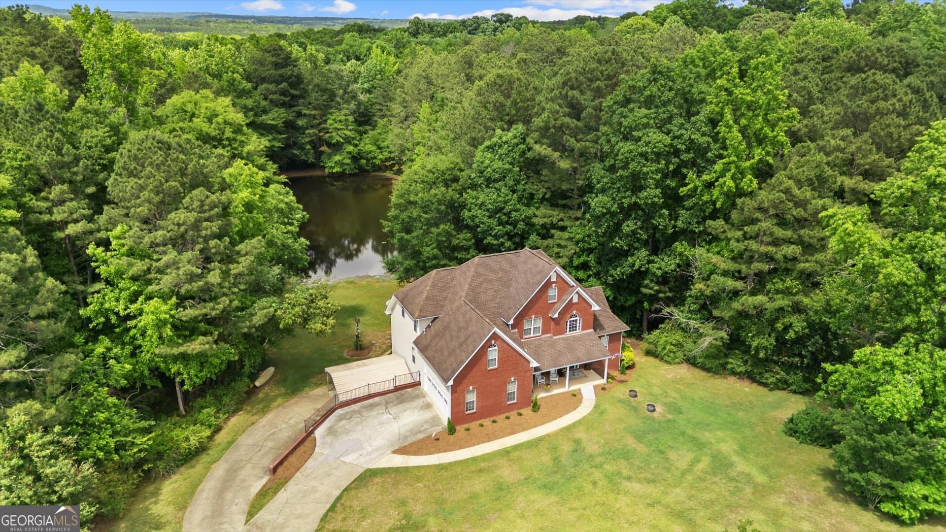 6 bedroom, 4 bathroom, 4,410 sq ft single family residence sold at 950 Moss Ferry Road, Villa Rica, GA 30180