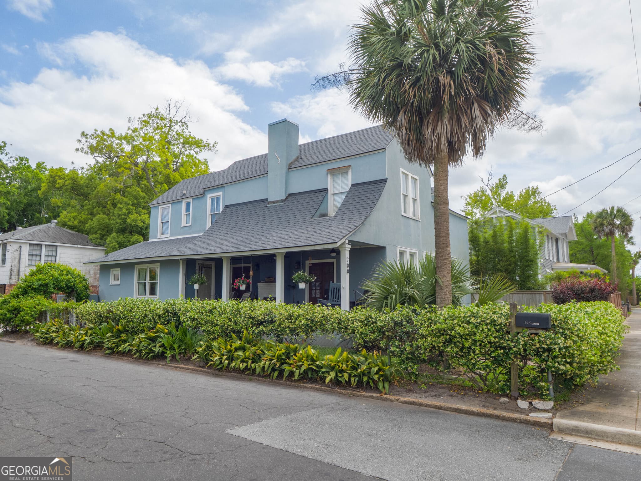 4 bedroom, 4 bathroom, 2,900 sq ft single family residence for sale at 708 London Street, Brunswick, GA 31520