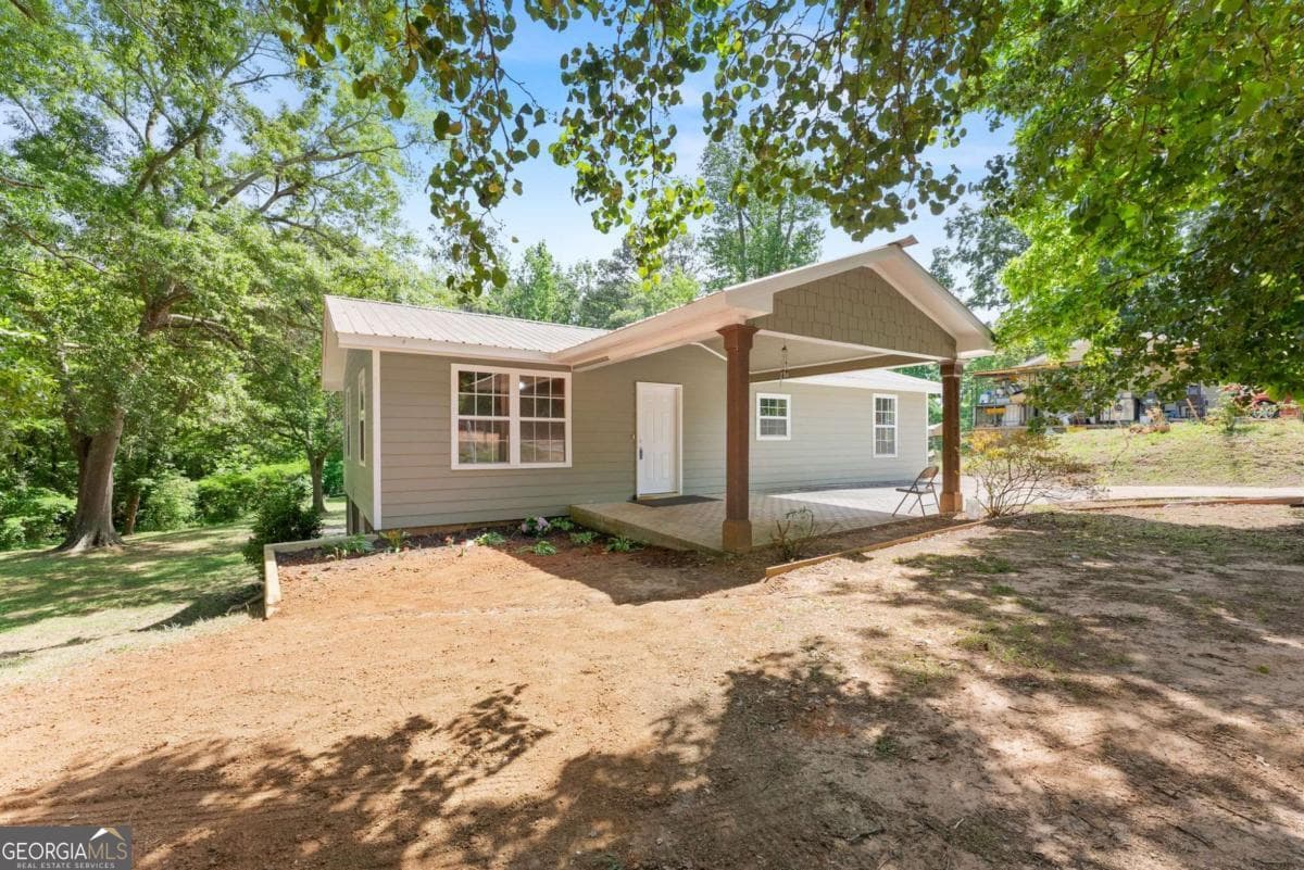 3 bedroom, 1 bathroom, 1,056 sq ft single family residence sold at 2970 Gillsville Highway, Gainesville, GA 30507