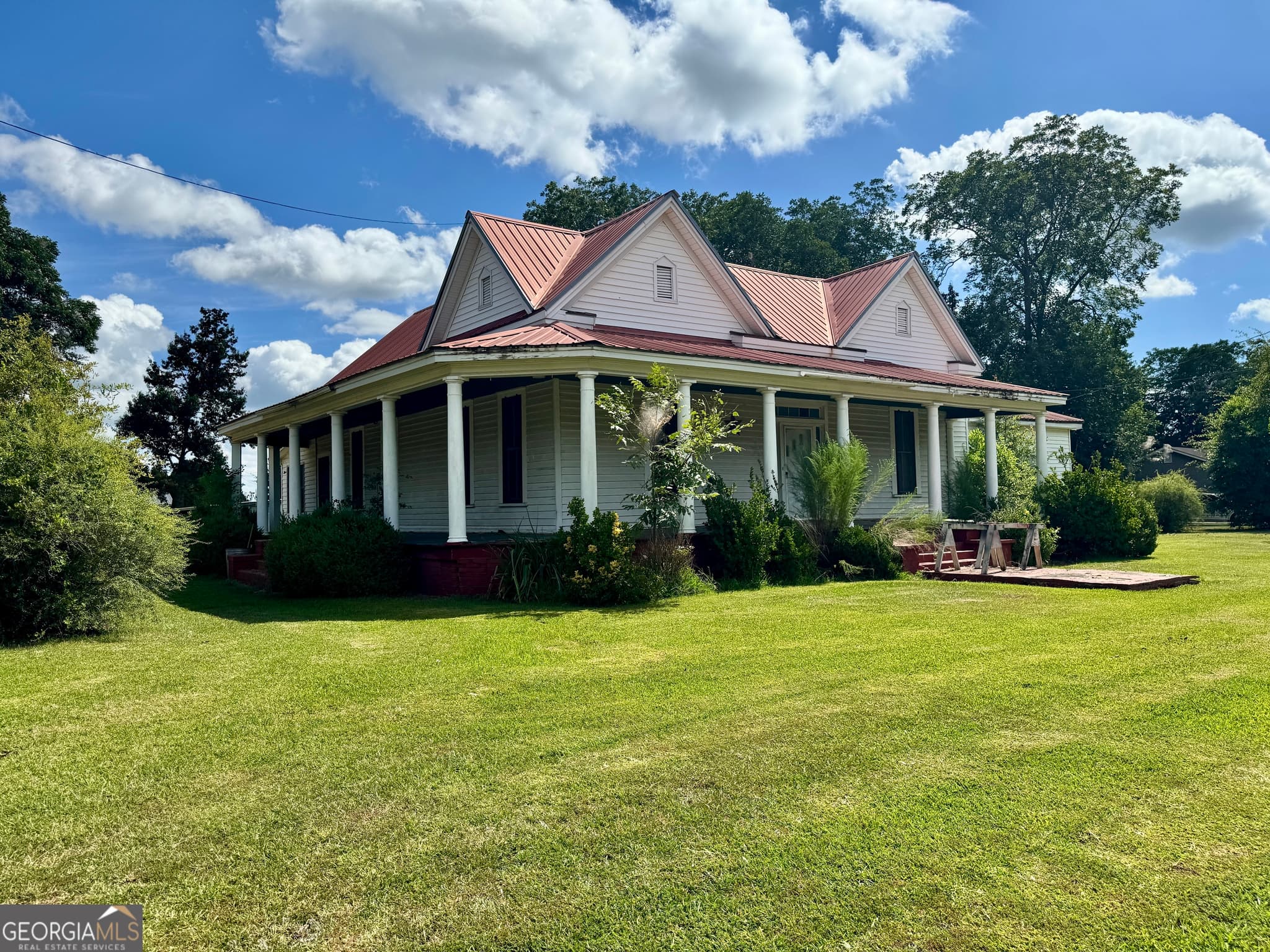 3 bedroom, 2 bathroom, 2,348 sq ft single family residence sold at 458 Third Street, Unadilla, GA 31091