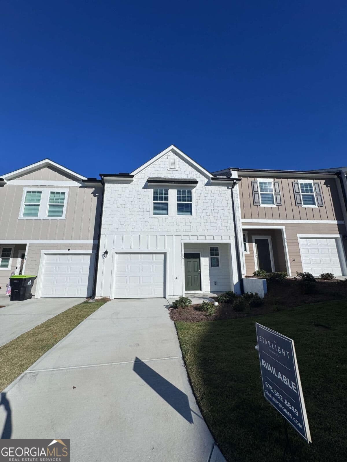 3 bedroom, 2.5 bathroom townhouse for sale at 339 Hynes Drive, Villa Rica, GA 30180