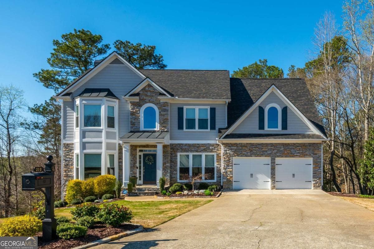 5 bedroom, 3.5 bathroom, 3,514 sq ft single family residence sold at 210 Glenhaven Way, Woodstock, GA 30188