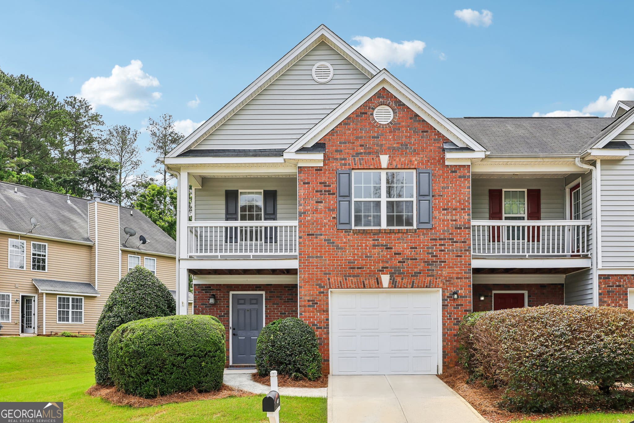 3 bedroom, 2.5 bathroom, 1,620 sq ft townhouse sold at 4653 Grand Central Parkway, Decatur, GA 30035